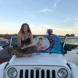 Meet your Posher, Taylor